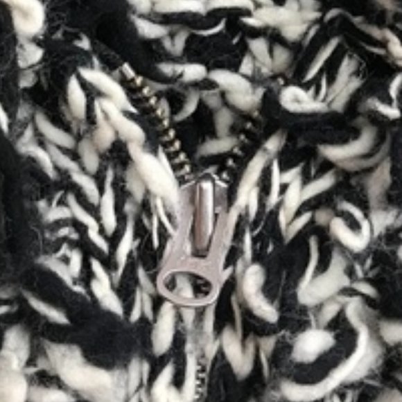 💥HOT ITEM💥Isabel Marant Pour H&M Black White Shag Jacket - Picture 10 of 15